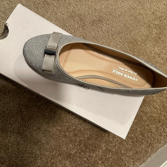 Silver Sparkling Flats - Picture 2 of 3